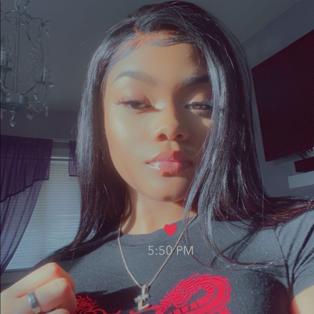 Meet your Posher, Jennifer